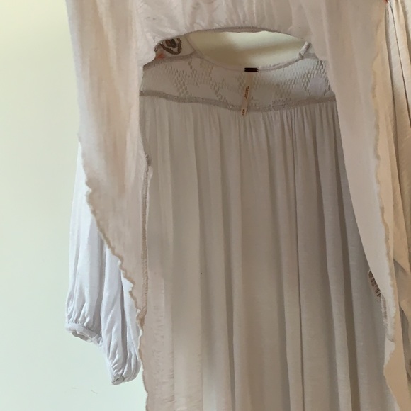 Free People Size M (US) Hand Embroidered Lace and Stretch Jersey Blouse - Picture 7 of 14